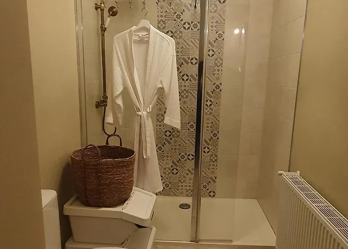 Escapade De Charme Pres De Verdun : Cocon Pour 2 Personnes Avec Cuisine Equipee Et Balades A Proximite - Fr-1-585-85 * Souilly